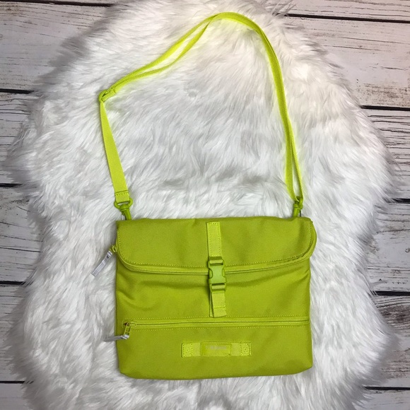 Timbuk2 Handbags - NWT Timbuk2 Crossbody Bag Neon Green Hot Girl Suma